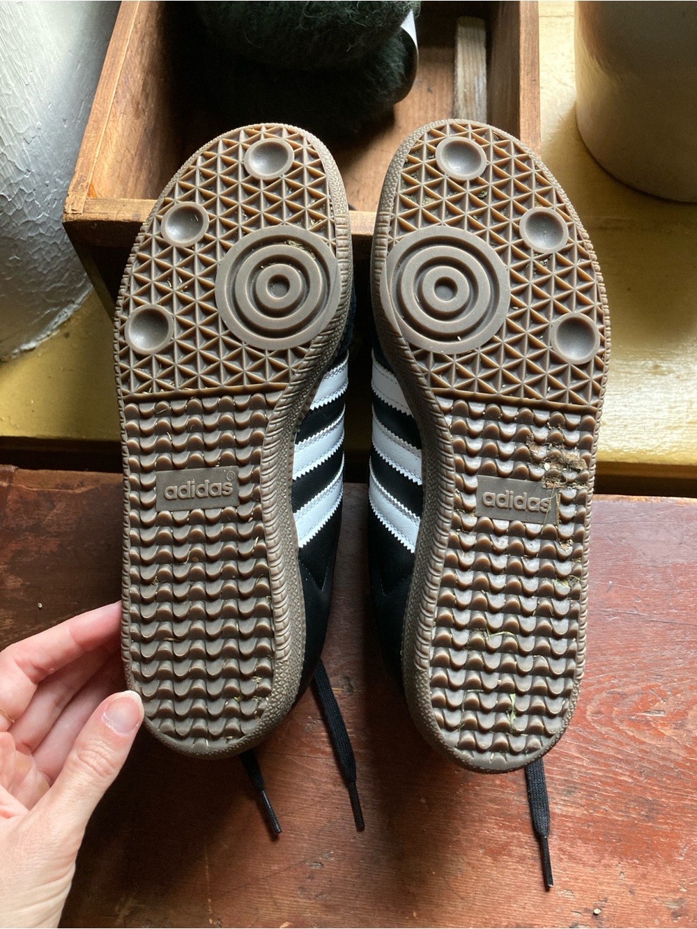 Adidas Sambas - W9 (US) M7.5 (US) - Picture 5 of 9